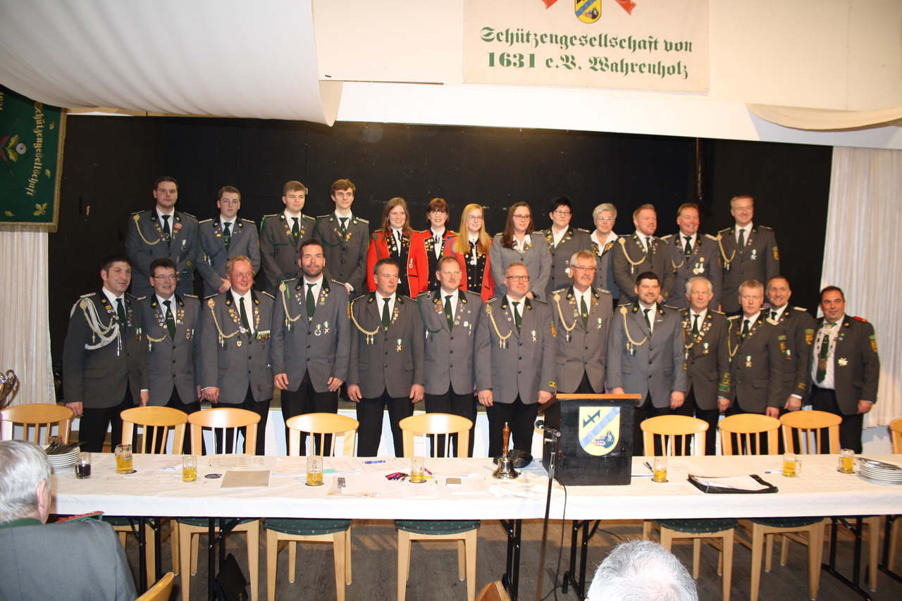 Geehrte und Beförderte auf der Jahreshauptversammlung 2020 Geehrte und Beförderte auf der Jahreshauptversammlung 2020